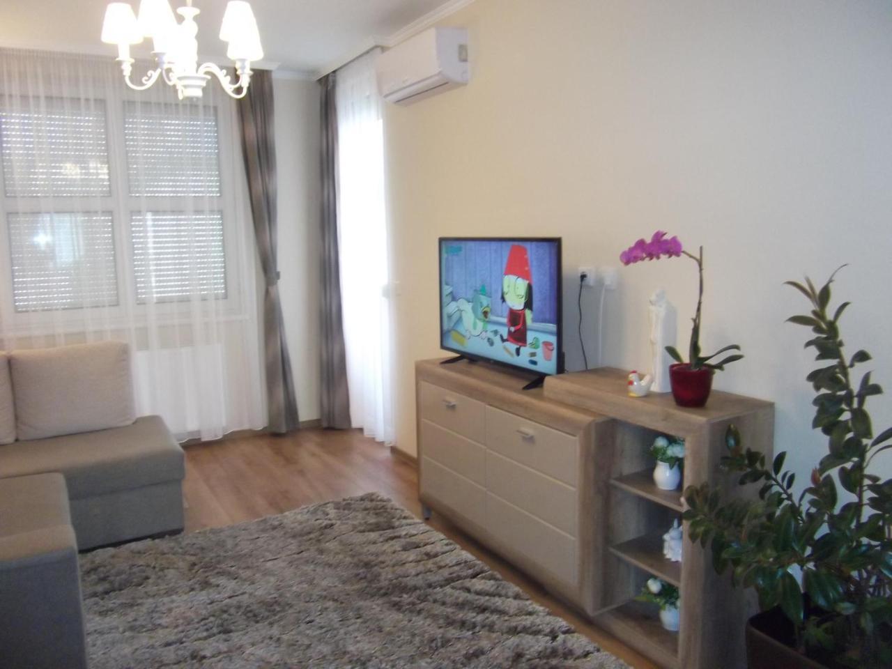 Ametiszt Apartman Heviz Luaran gambar